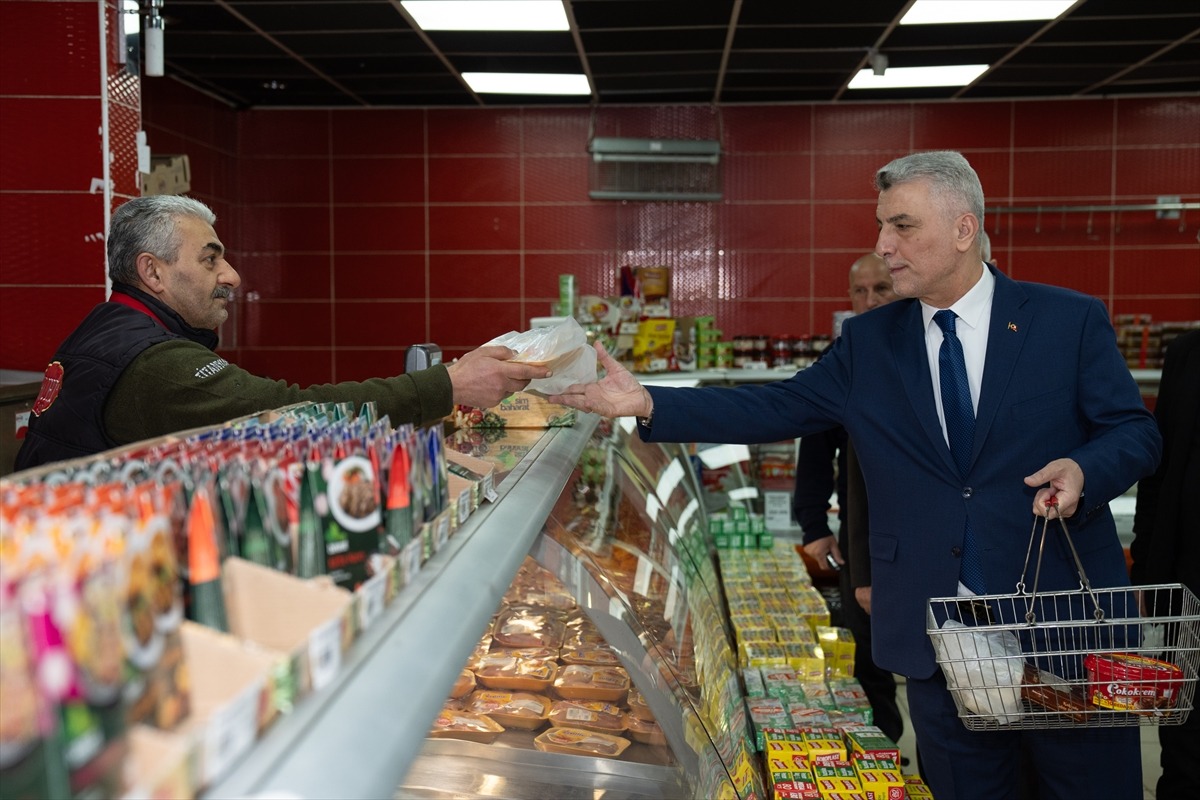 Halkımız boykotçuları boykot etti
