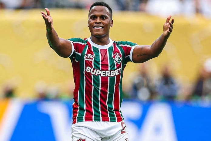 FIFA Kulüpler Dünya Kupası'nda F Grubu'nu lider tamamlayan Borussia Dortmund ve Fluminense son 16 turuna yükseldi