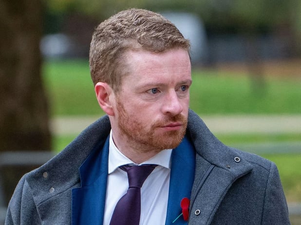 İngiltere'de Epstein skandalı Başbakanlık ofisine uzandı