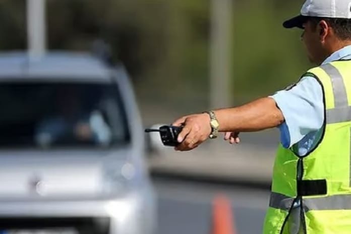 Trafik kurallarına uymayanlara ağır cezalar geliyor: Ehliyetiniz alınabilir!