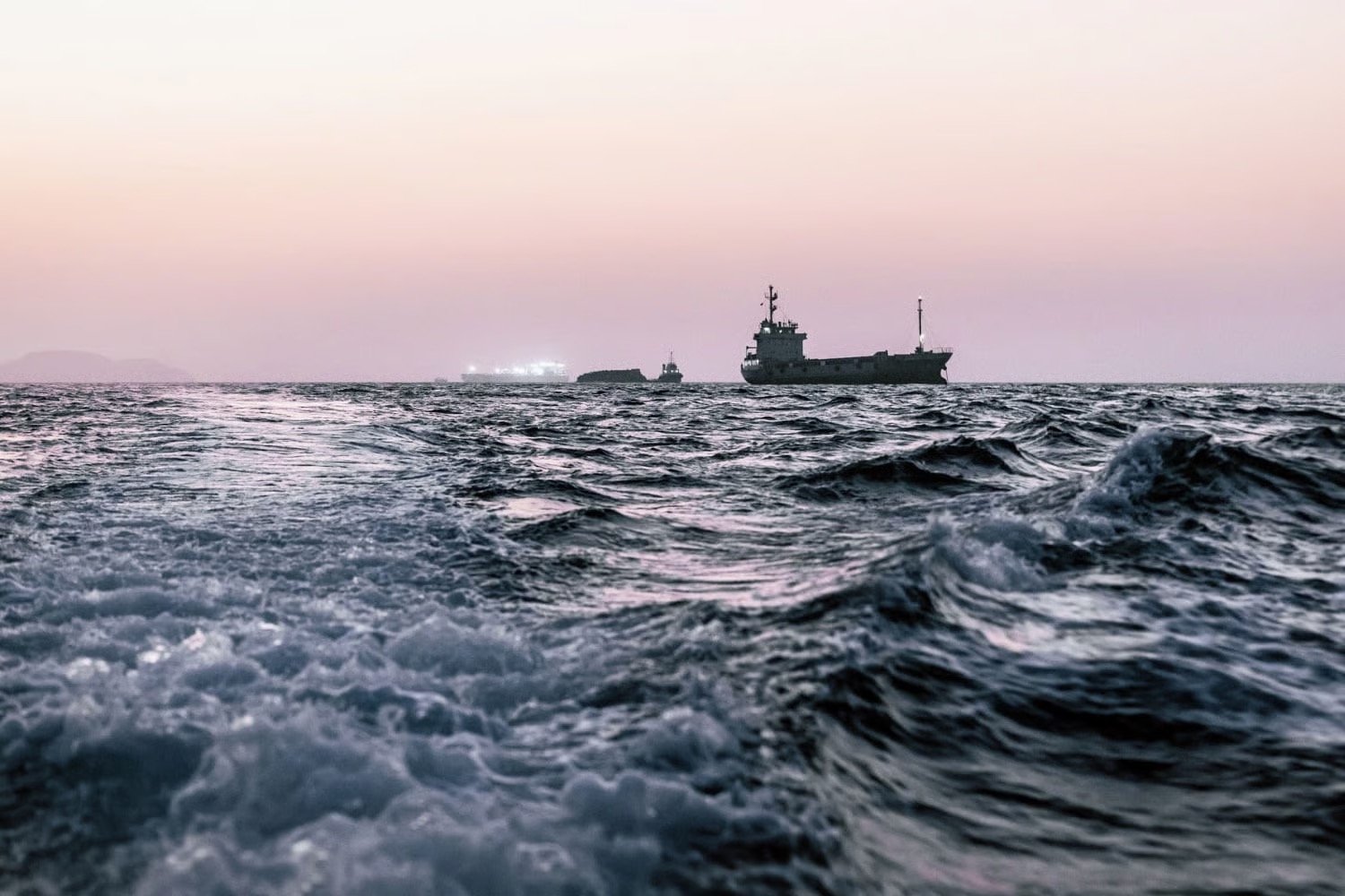 Iran Eyes $40 Billion From Hormuz Tolls
