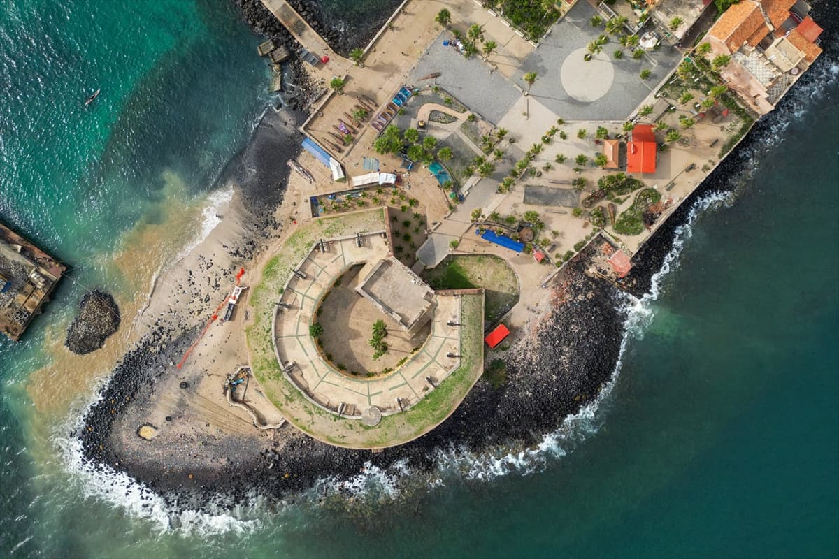 Senegal'de köle evi köle ticareti döneminin izlerini taşıyor