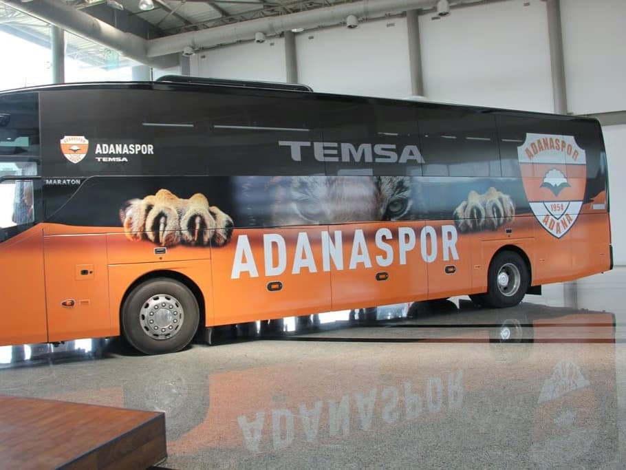 Adanaspor'un otobüsü haczedildi
