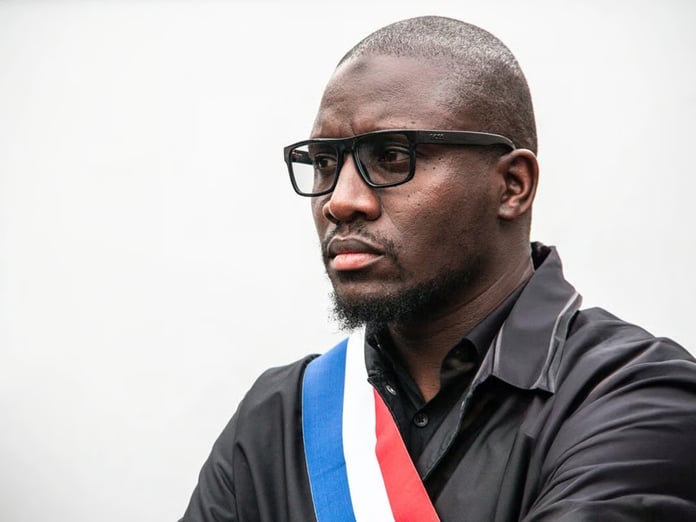 Fransa'da Filistin bayraklı protesto gündem oldu 