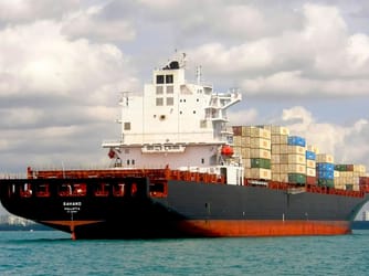 US Navy Attacks & Seizes Iranian Ship Near Hormuz