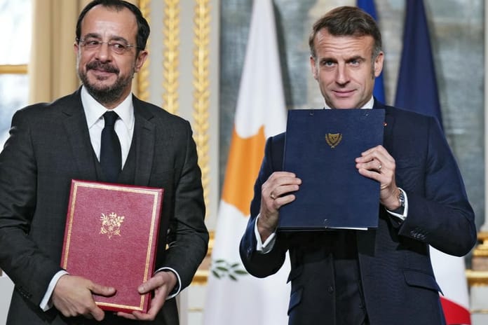 Fransa ile GKRY stratejik ortaklık anlaşması imzaladı