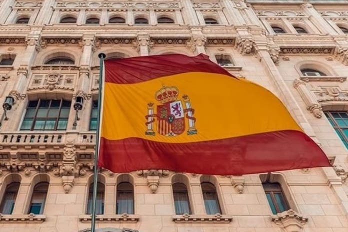 İspanya hükümetinden İsrail'e tam silah ambargosu kararı