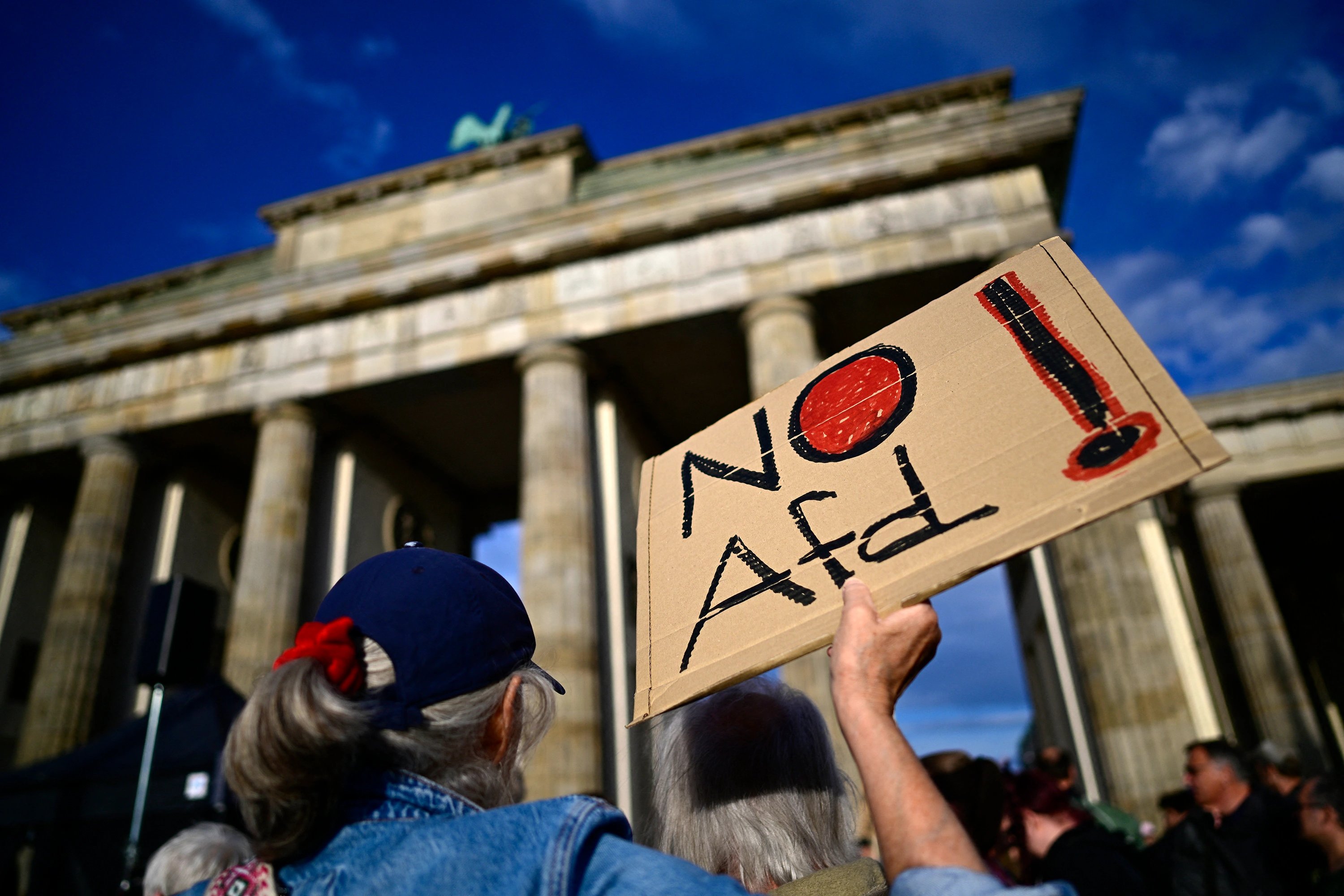 EU Weighs Freezing Saxony-Anhalt Funds After AfD Win