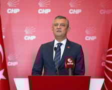 Özgür Özel’den MHP’ye 'keşkekli' mevzuat göndermesi 