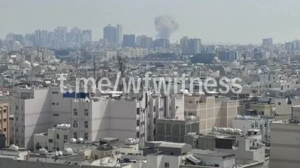 İran Bahreyn'deki ABD üssüne saldırdı