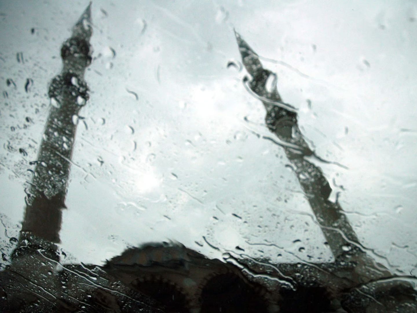 Meteoroloji'den bayramın ikinci günü için kritik uyarı! O bölgelerde yaşayanlar dikkat