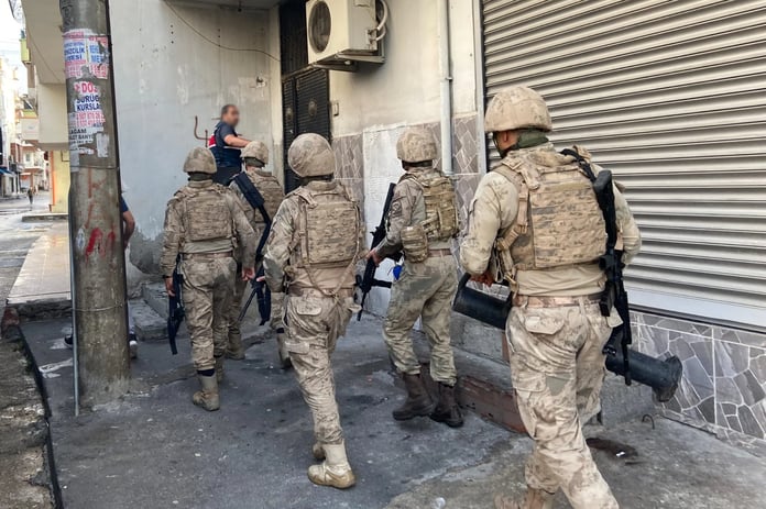 Jandarma'dan 1 milyar TL'lik siber suç operasyonu