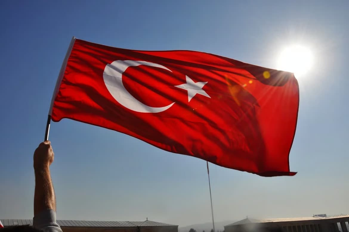 29 Ekim kaç gün tatil? 28 Ekim resmi tatil mi, yarım gün mü?