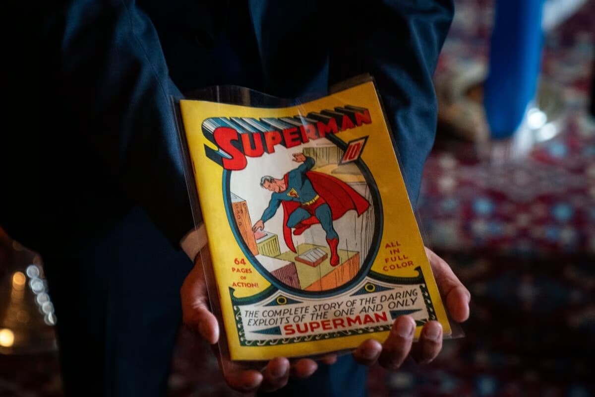 Tarihi Superman çizgi romanı açık artırmada rekor fiyata satıldı