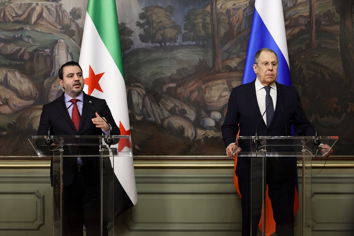 Rusya Dışişleri Bakanı Sergey Lavrov, Suriye Dışişleri Bakanı Esad  Şeybani ile bir araya geldi. (AA)