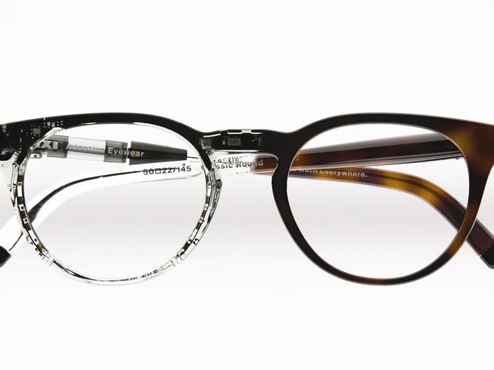 Akıllı odaklanan gözlükler yakın ve uzak görme sorununu tek tuşla çözecek