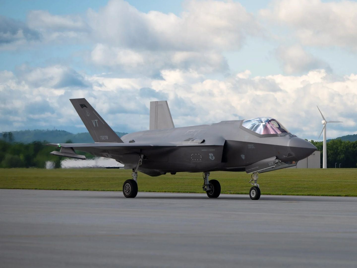 Polonya’nın F-35 programında kritik eşik ilk uçaklar bu yaz teslim edilecek