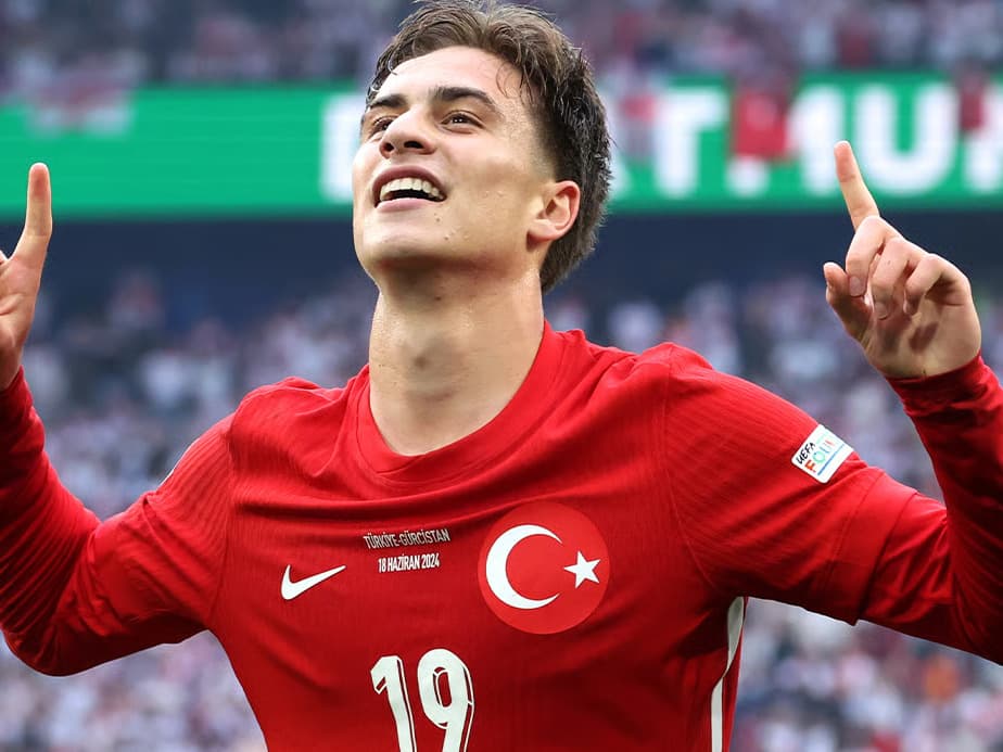Kenan Yıldız Türk futbol tarihine geçti