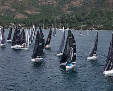 Marmaris yat yarışçıları demirleri vira ederek engin maviliğe yelken açtı