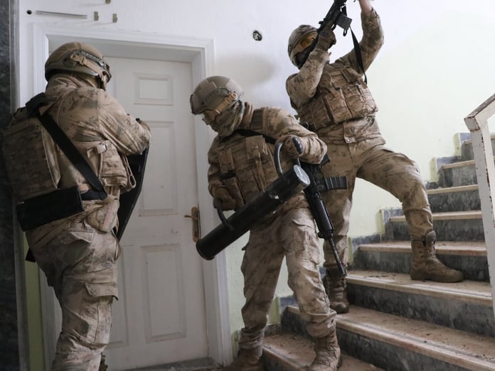 Jandarma'dan 18 ilde DAEŞ operasyonu: 39 şüpheli yakalandı