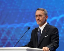 Fahrettin Altun'dan terör örgütü PKK’nın kendini feshetmesine ilişkin açıklama