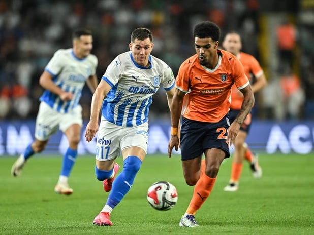 Başakşehir'de sezonun ilk yenilgisi Avrupa'dan geldi: Tur Romanya'ya kaldı