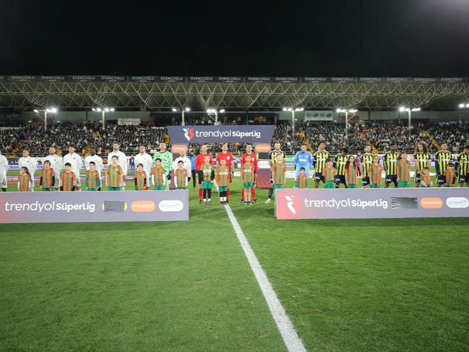 Süper Lig'in 18. haftasında sürpriz sonuçlar
