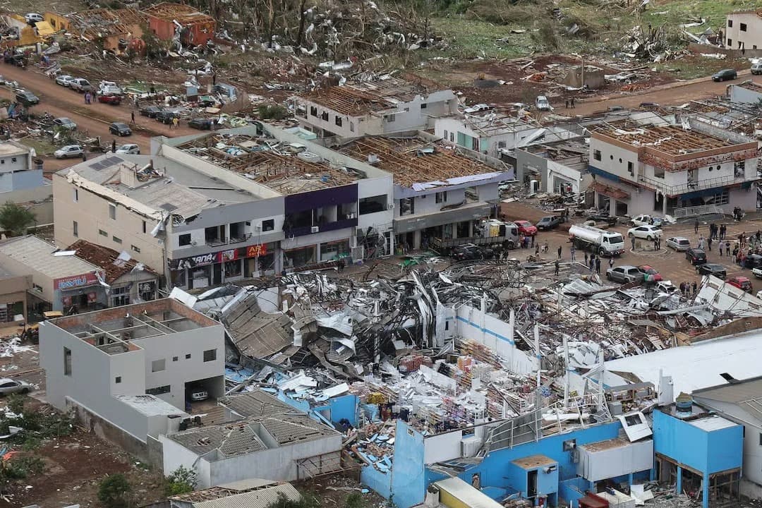 Brezilya’nın Parana eyaletini kasırga vurdu: 6 ölü
