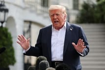 Trump'tan Petro'ya uyuşturucu baronu suçlaması