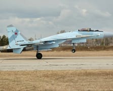 Rusya'ya yeni Su-35 savaş uçakları teslim edildi