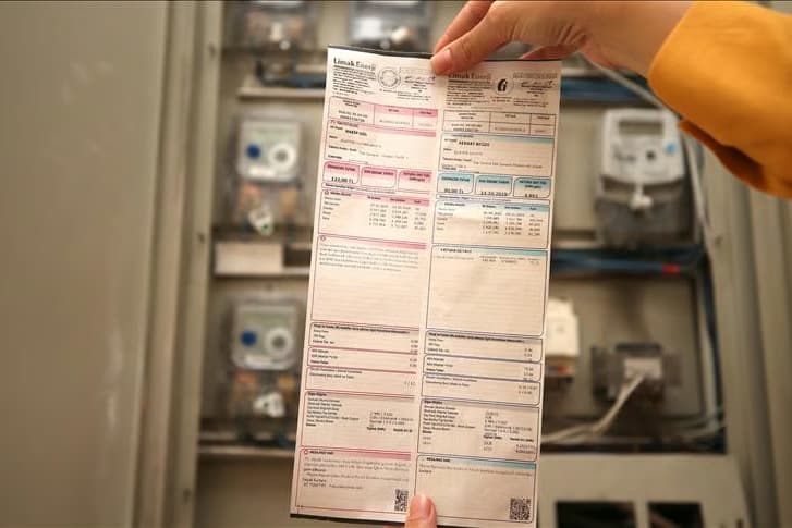 Elektrikte devlet desteği düştü