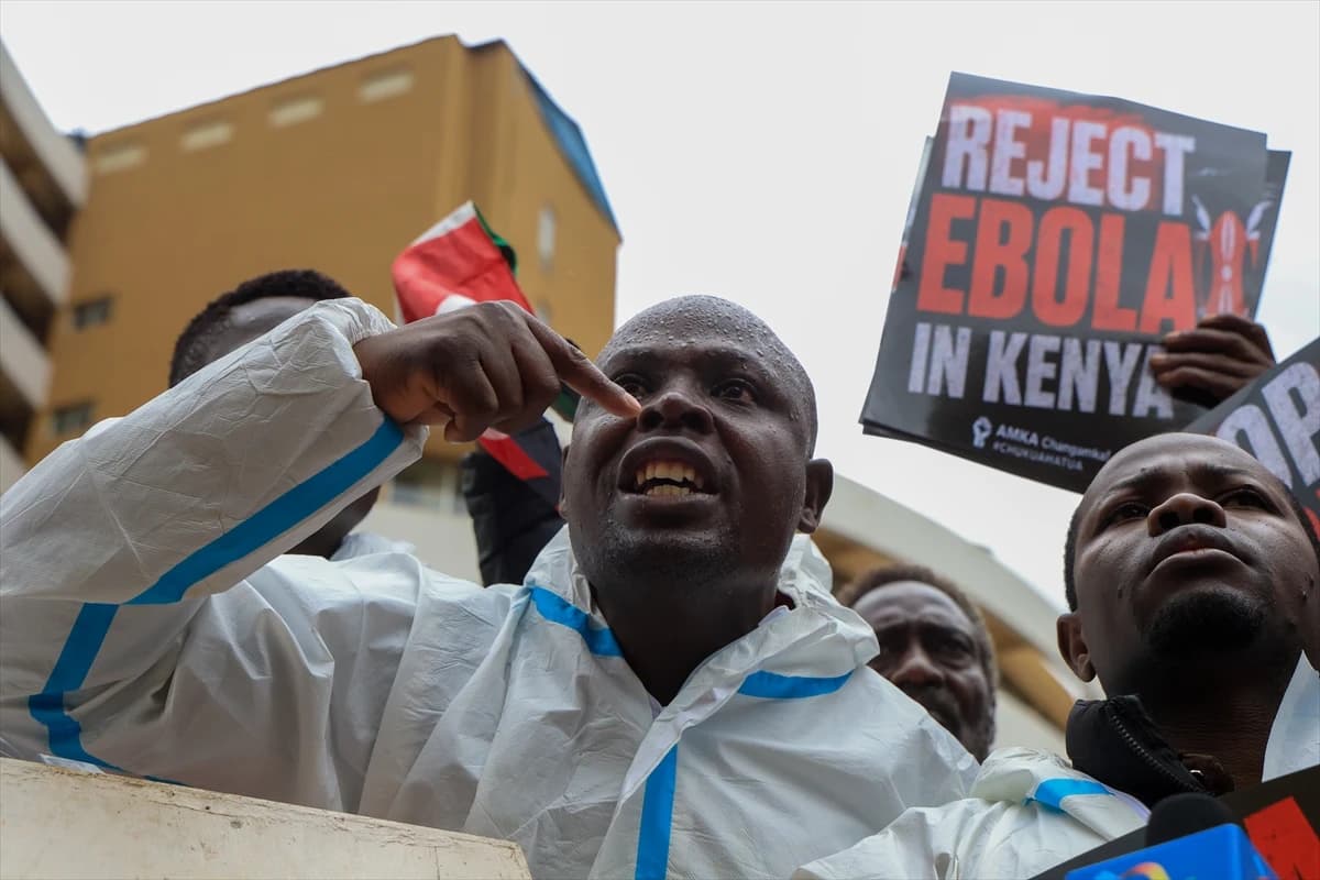 Kenya'da ABD'liler için kurulacak Ebola merkezi protesto edildi
