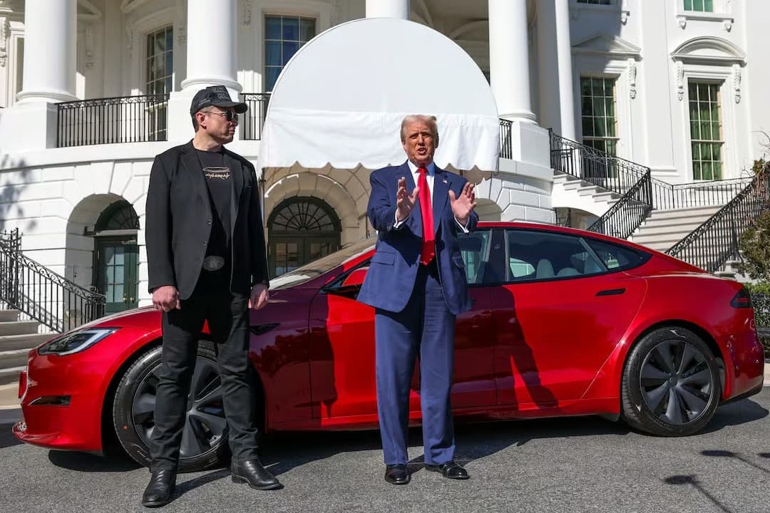 Trump'tan elektrikli araç sahiplerine: Menzil endişesi bir hastalık