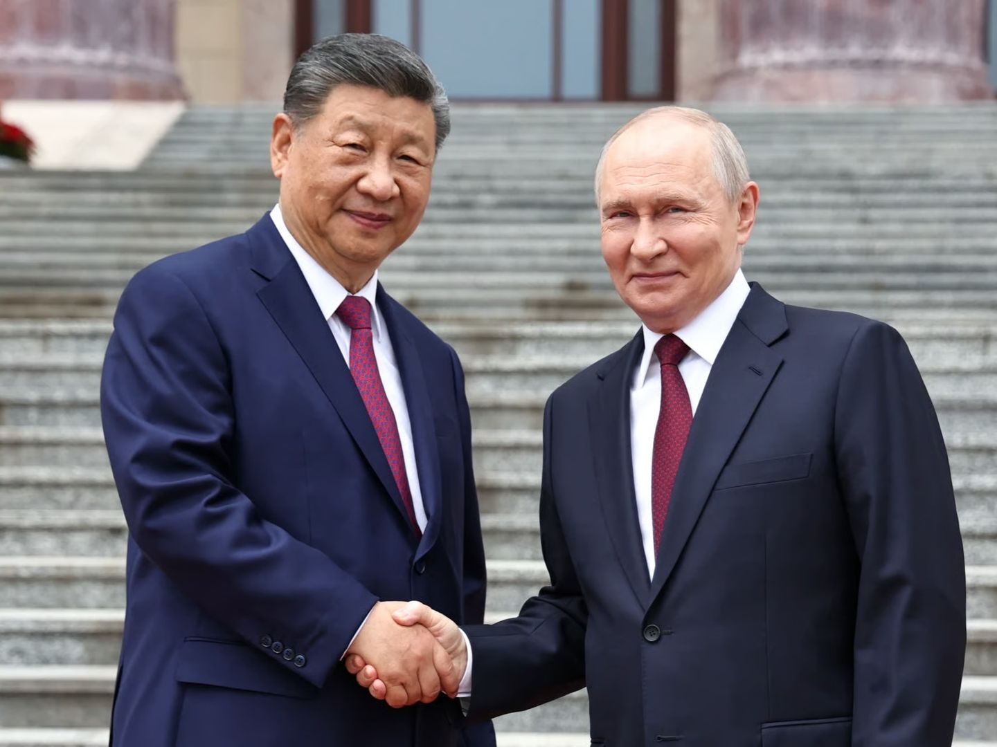 Xi ve Putin'den Trump'ın ziyareti sonrası Pekin'de "sarsılmaz ittifak" mesajı