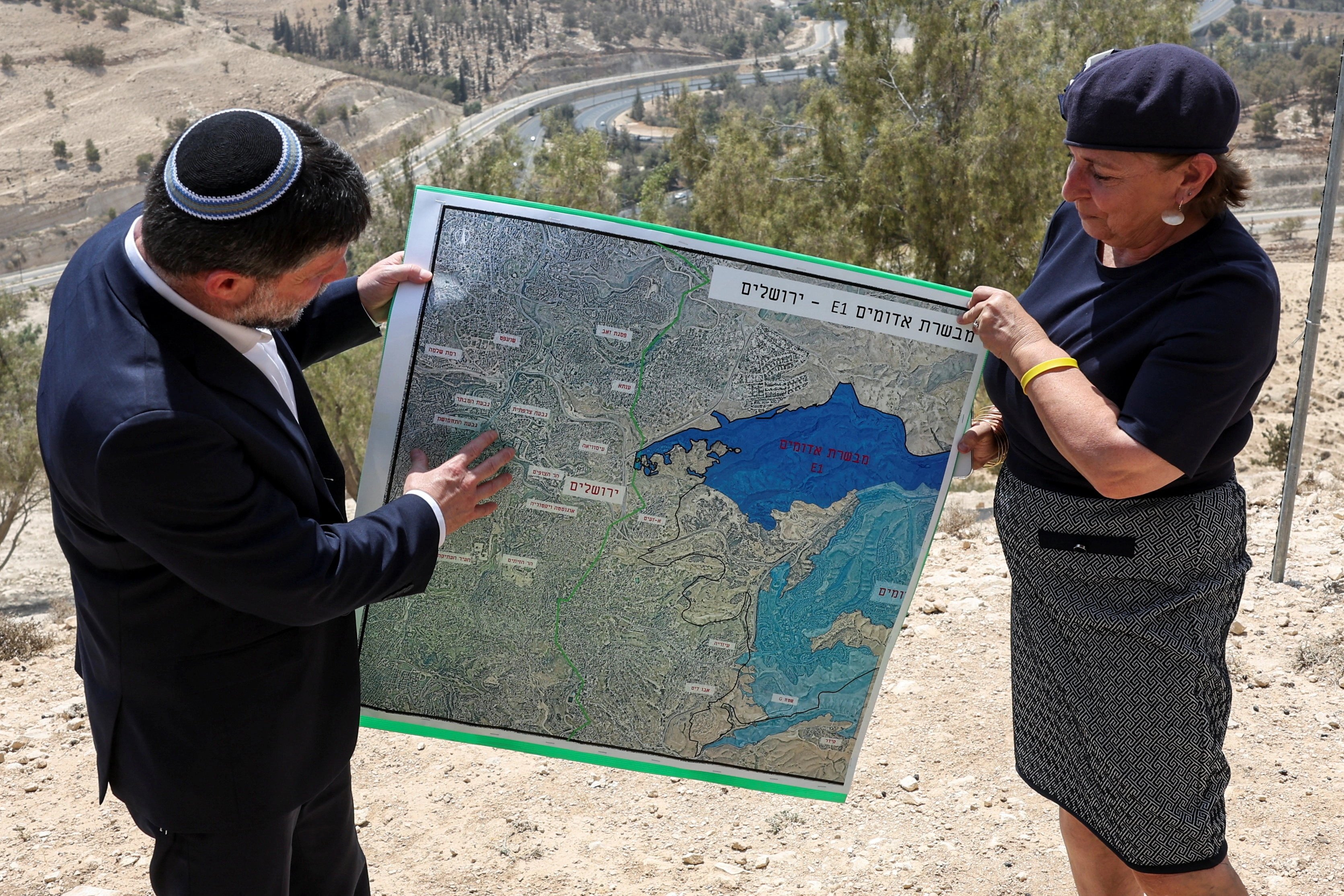 12 Nations Move to Ban Israeli Settlement Trade
