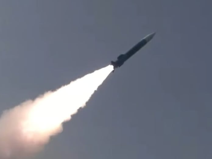 Pakistan, yeni hipersonik gemi savar füzesini başarıyla test etti