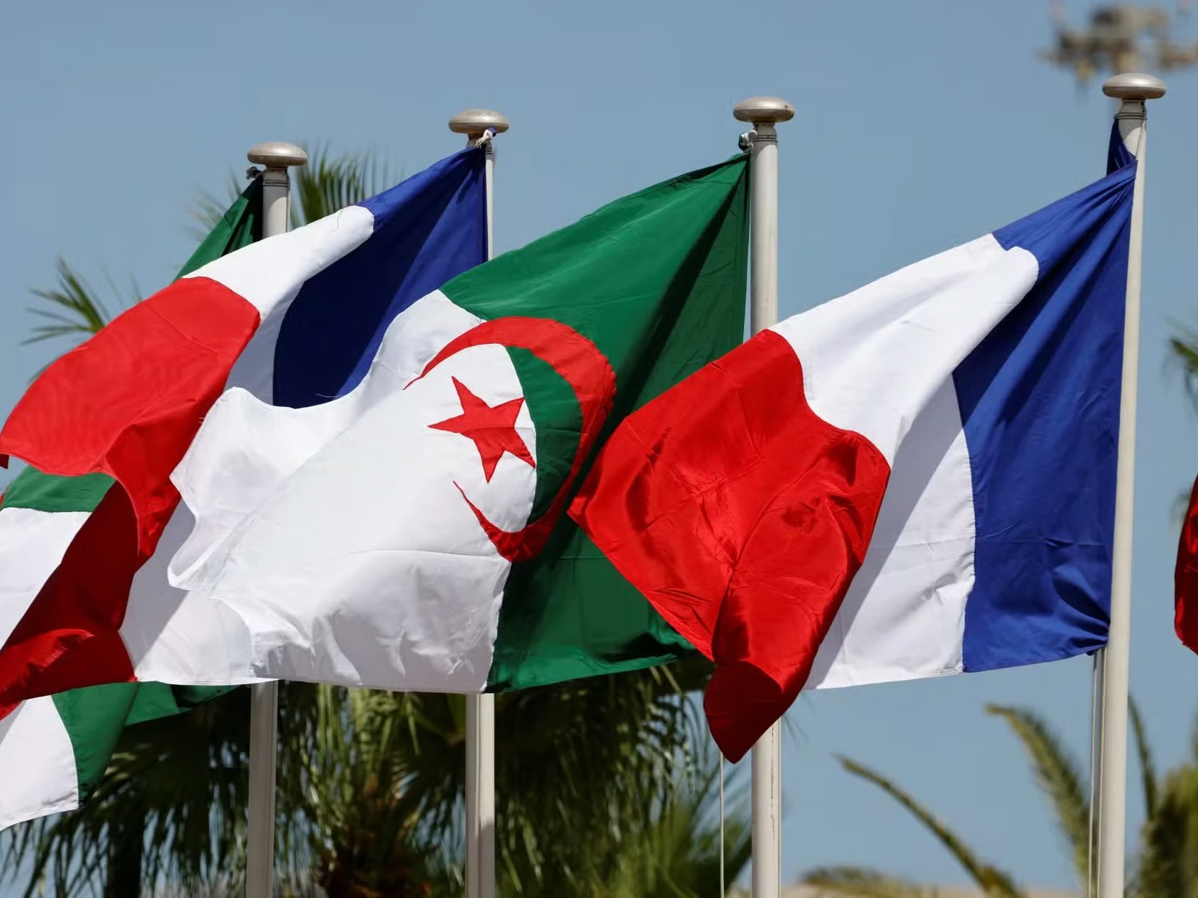 France’s Algiers Embassy Under Pressure 