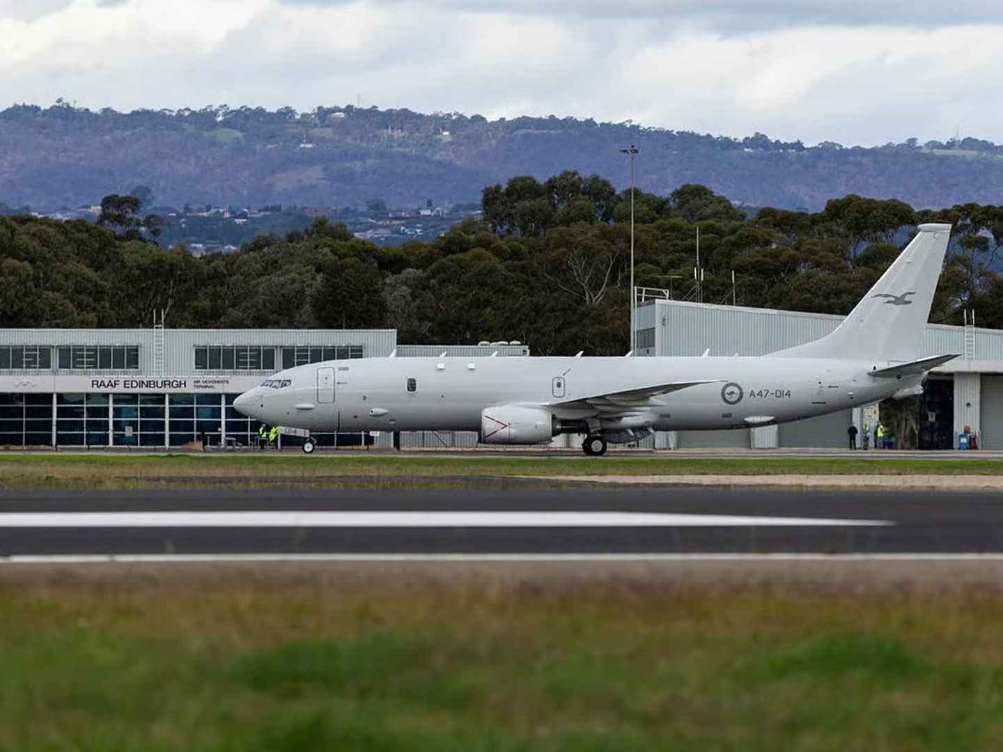 Avustralya son P-8A Poseidon deniz karakol uçağını teslim aldı
