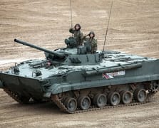 Rusya Ordusu’na yeni BMP-3 zırhlı muharebe araçları teslim edildi