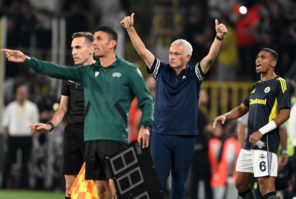 Transfer ve kadro açıklaması