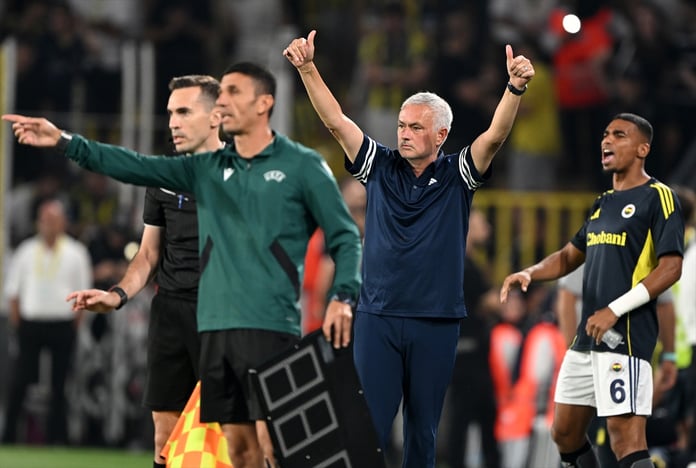 Transfer ve kadro açıklaması