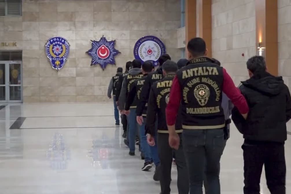 On bir ilde 61 tefeci şüphelisi yakalandı