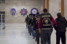 On bir ilde tefeci operasyonu: 61 şüpheli yakalandı ve milyonlarca liraya el konuldu