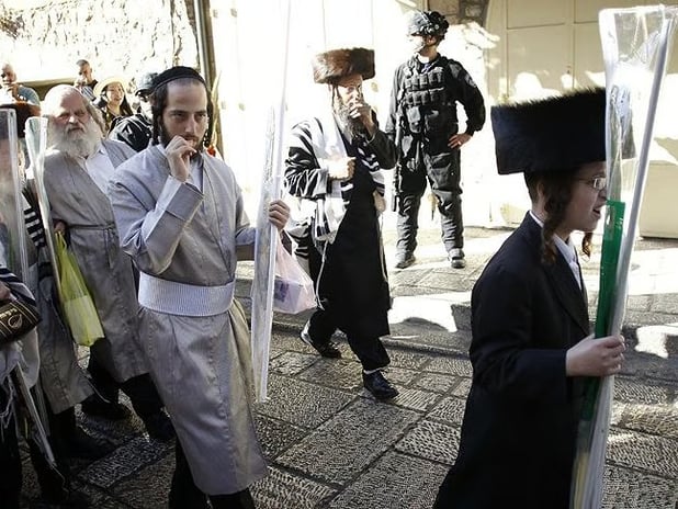 İsrail'den Yahudi işgalciler için 22 yeni yerleşim yeri kararı