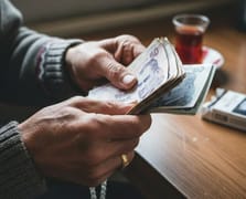 CHP, en düşük emekli aylığı için AYM'ye başvurdu