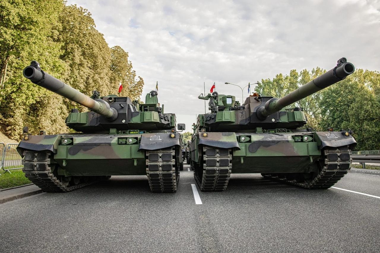 Polonya-Kore K2 tank anlaşması