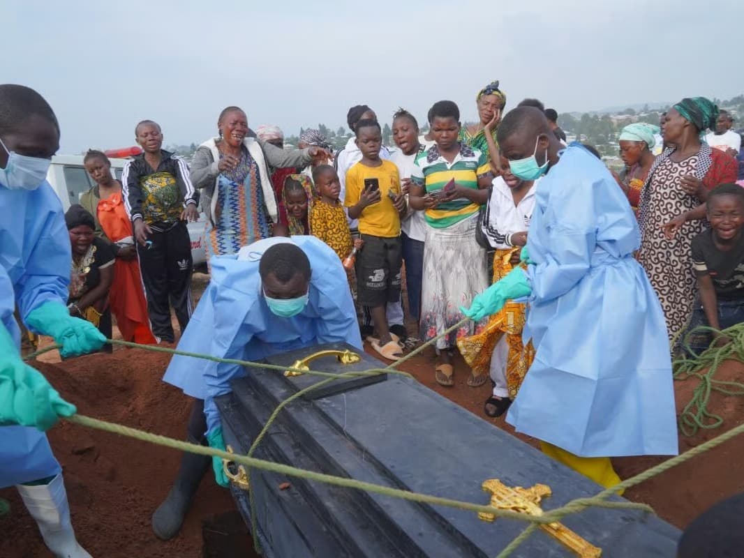 Kongo'da Ebola tehlikesi büyüyor