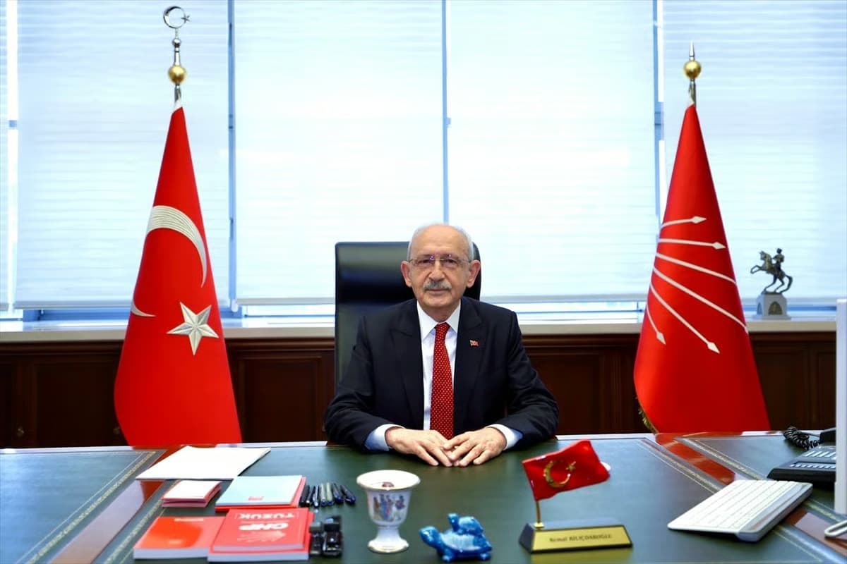 Kemal Kılıçdaroğlu sessizliğini bozdu: "Partiyi hırsızlardan arındırmadan kurultaya gitmem"