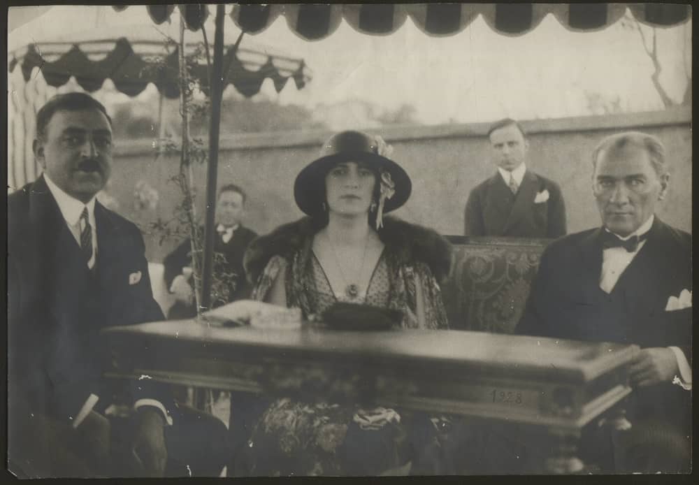 10 Kasım Atatürk fotoğrafları ve şiirleri