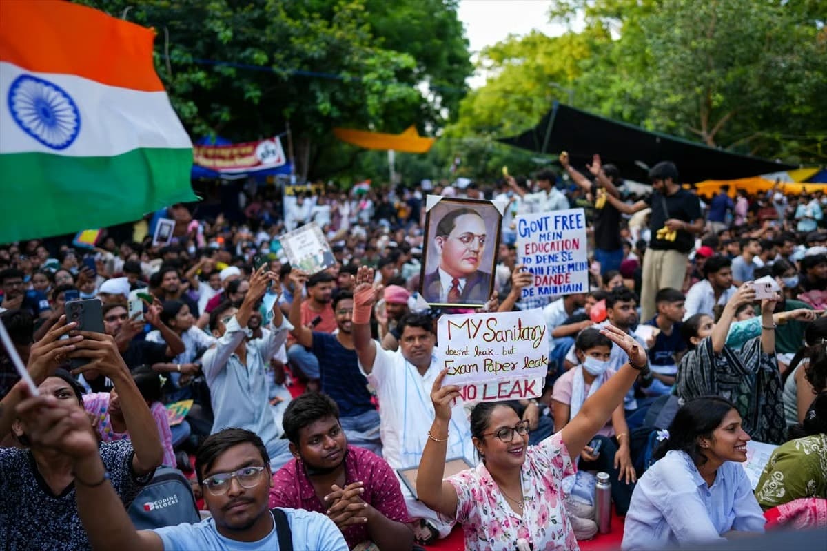 Hindistan'da Hamam Böceği Hareketi protestoları